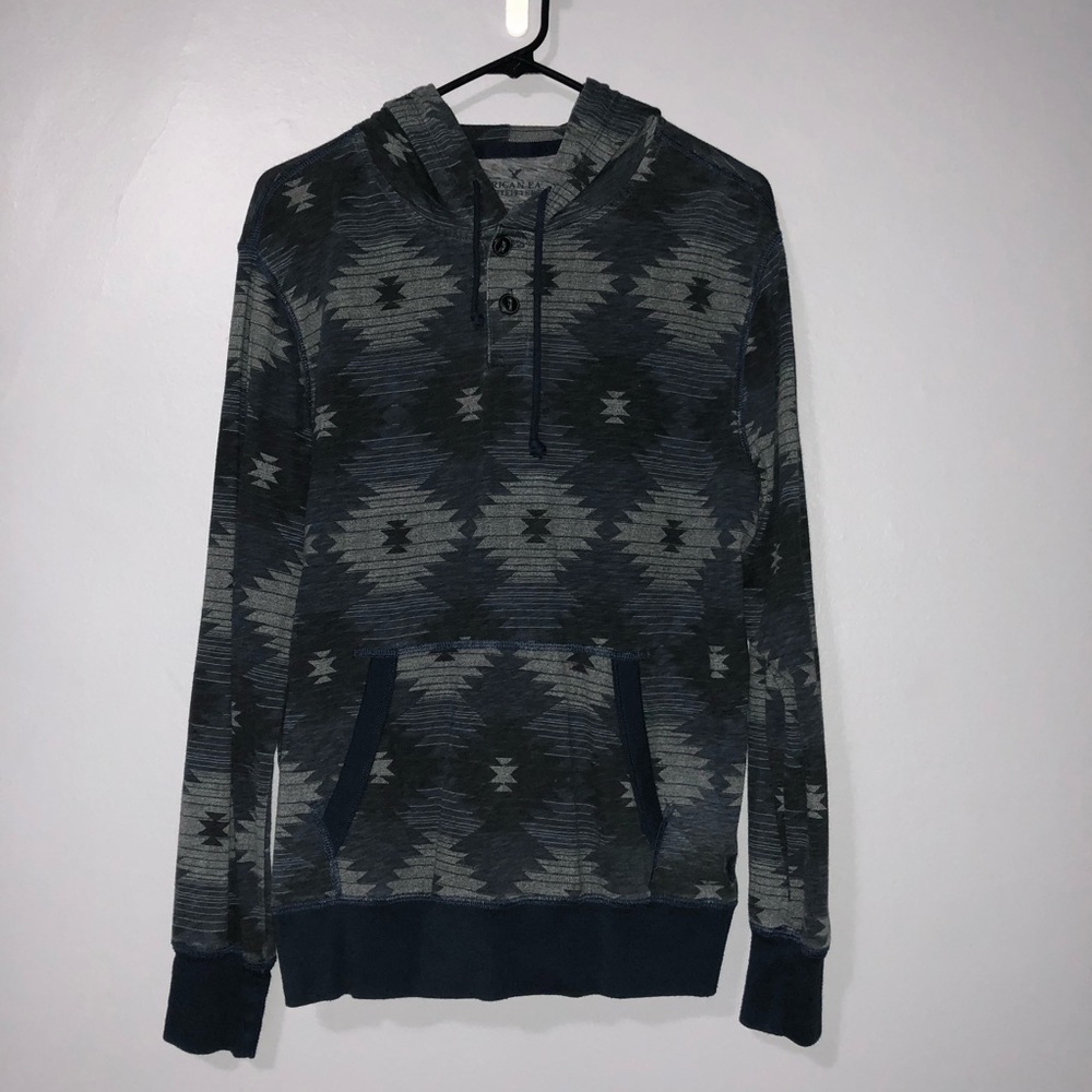 American Eagle Classic Fit Hoodie T-Shirt Medium
